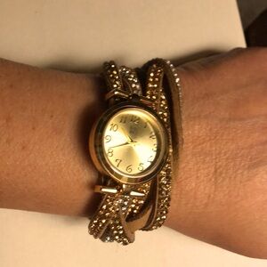 NWOT NY & Co crystal embellished wrap watch in faux leather. Goldtone face